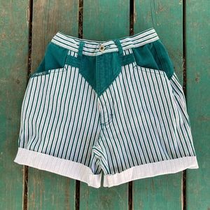 Vintage high waist striped blaze cut off shorts size 5/26